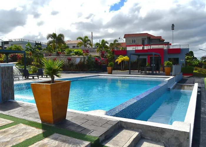Luxe Oasis Pensión *
