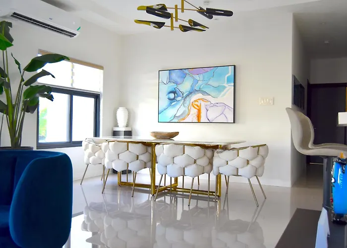 Luxe Oasis Pensión *